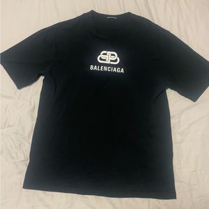 NWOT Men’s extra long, oversized Balenciaga T shirt